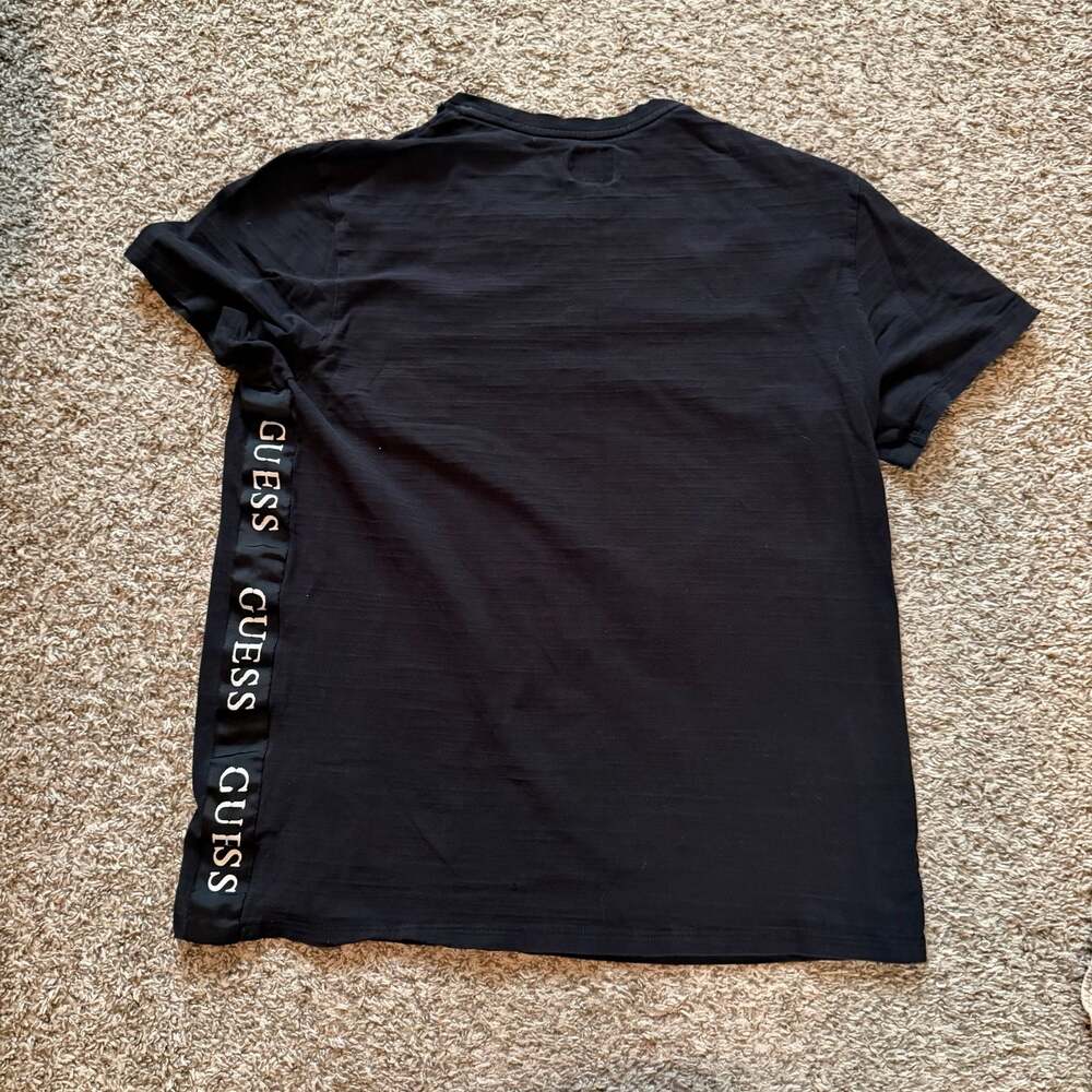 GUESS Black Pocket T Shirt Mens L Logo Side Tape Streetwear Short Sleeve Tee - Picture 7 of 7